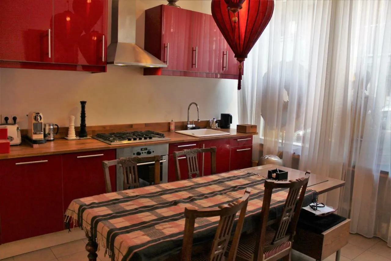 Amsterdam Lily Apartment 0*,  Netherlands